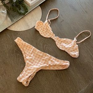 Jessie James decker bikini